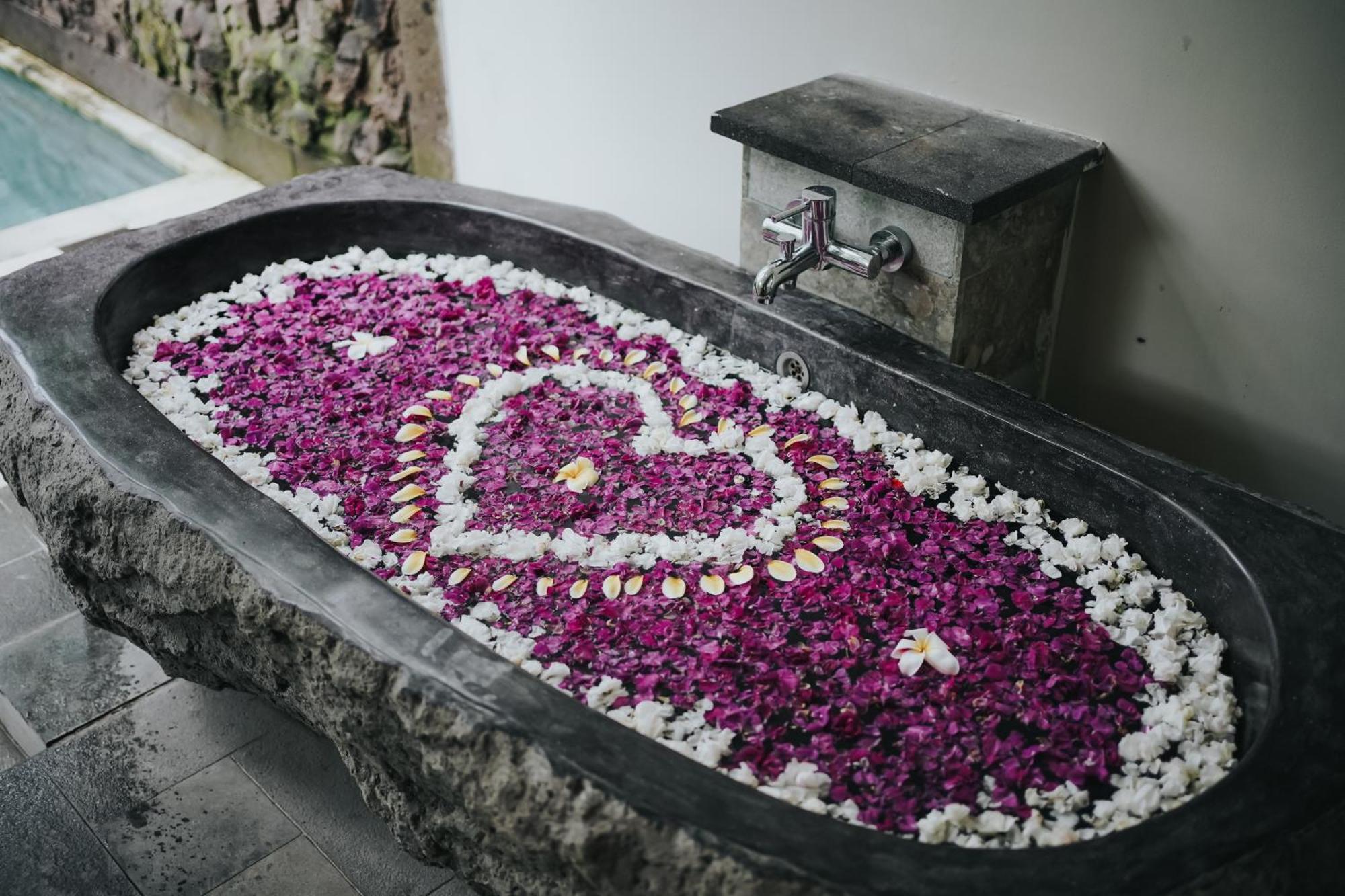होटल Bucu View Resort Ubud (Bali)